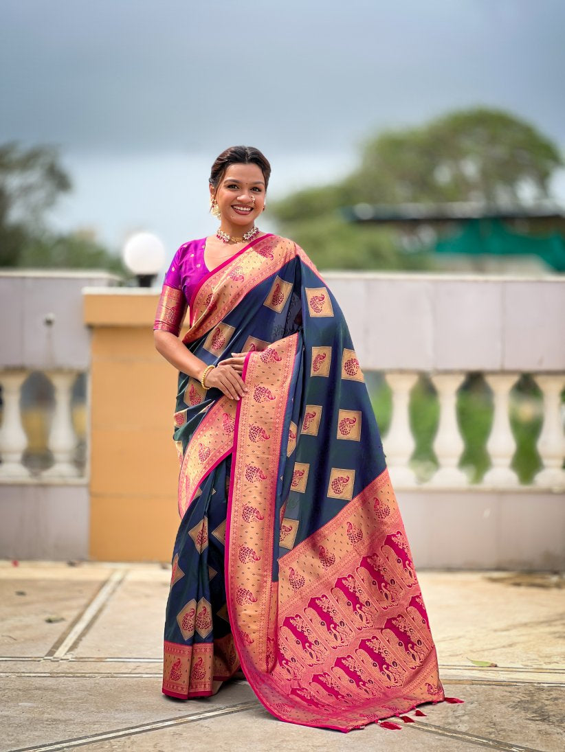 Catalog Designer Saree.