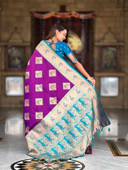 Catalog Designer Saree.