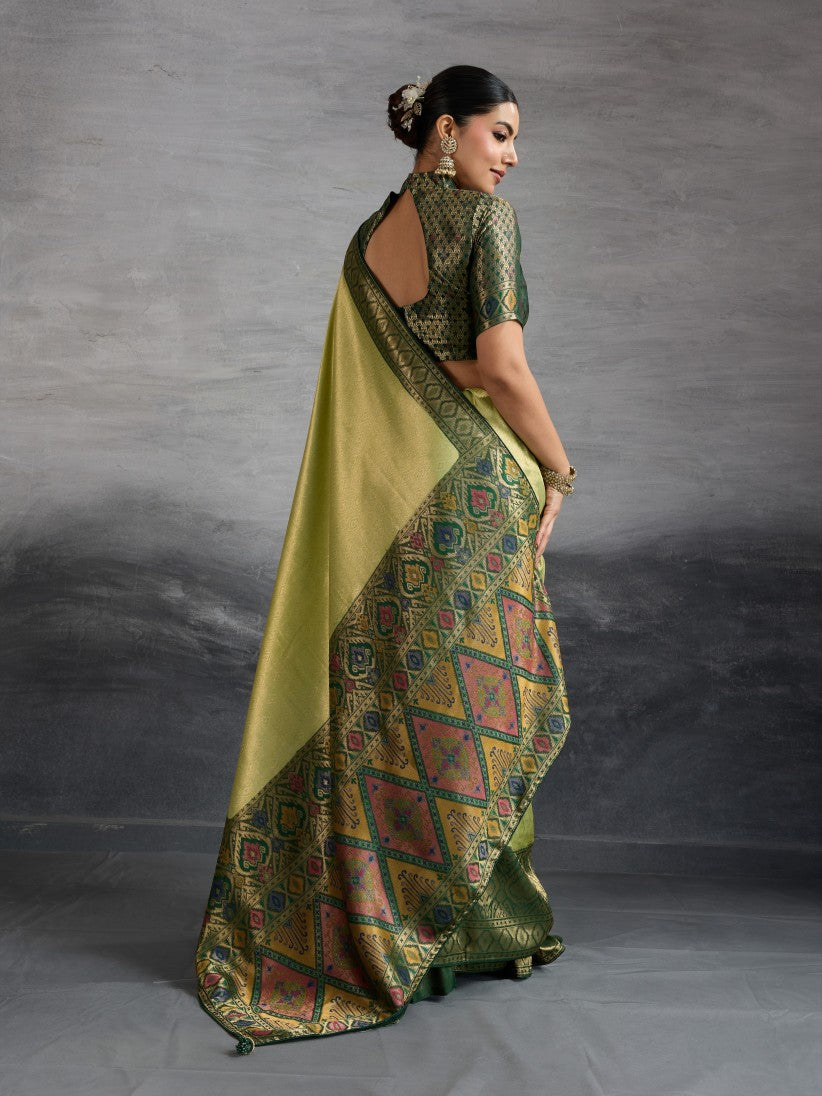 Catalog Designer Saree.