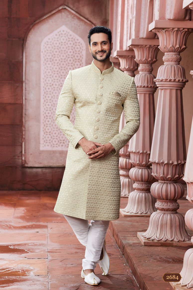 Traditional Indowestren Sherwani