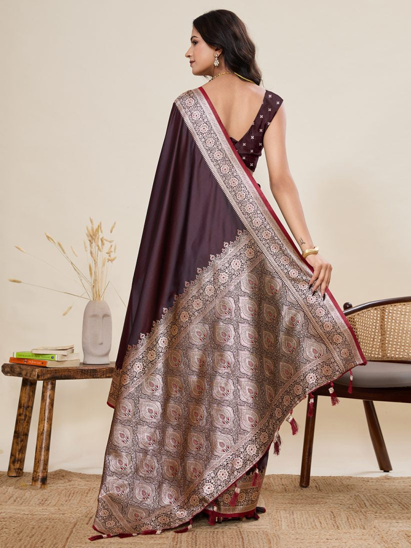 Catalog Designer Saree.