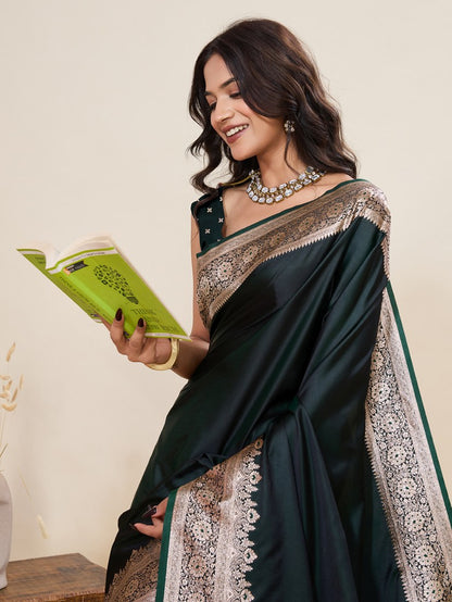 Catalog Designer Saree.