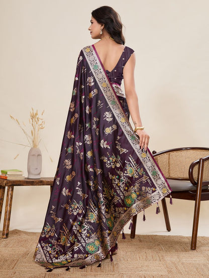 Catalog Designer Saree.