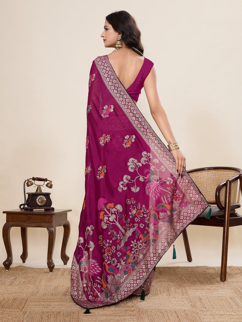 Catalog Designer Saree.