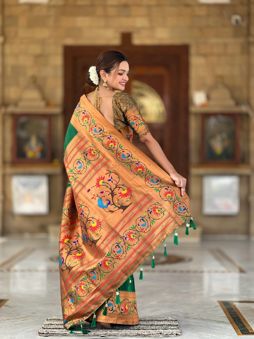 Catalog Designer Saree.