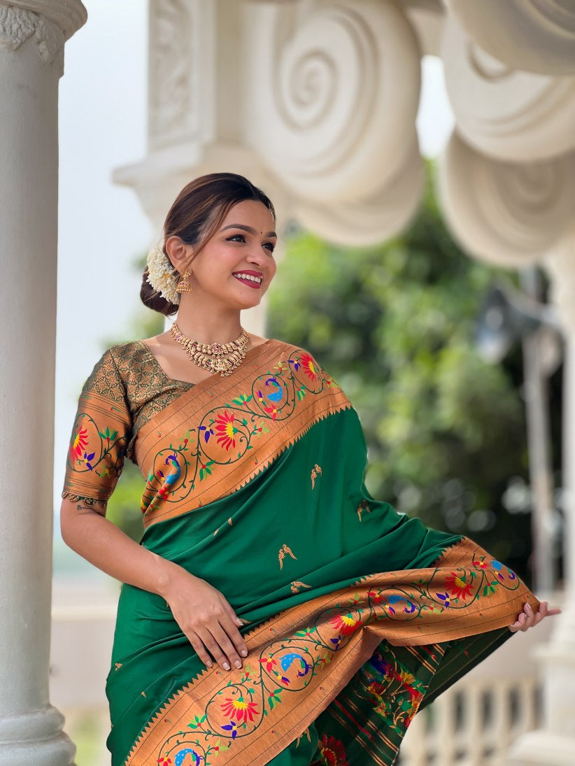 Catalog Designer Saree.