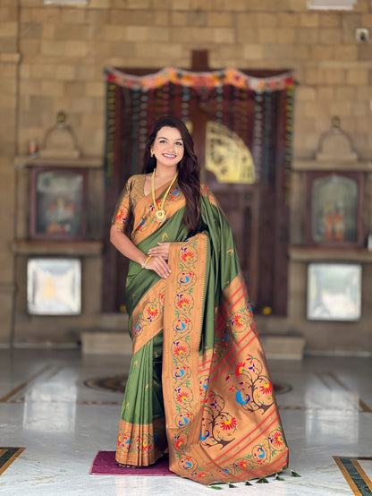 Catalog Designer Saree.