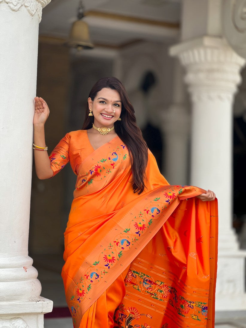 Catalog Designer Saree.