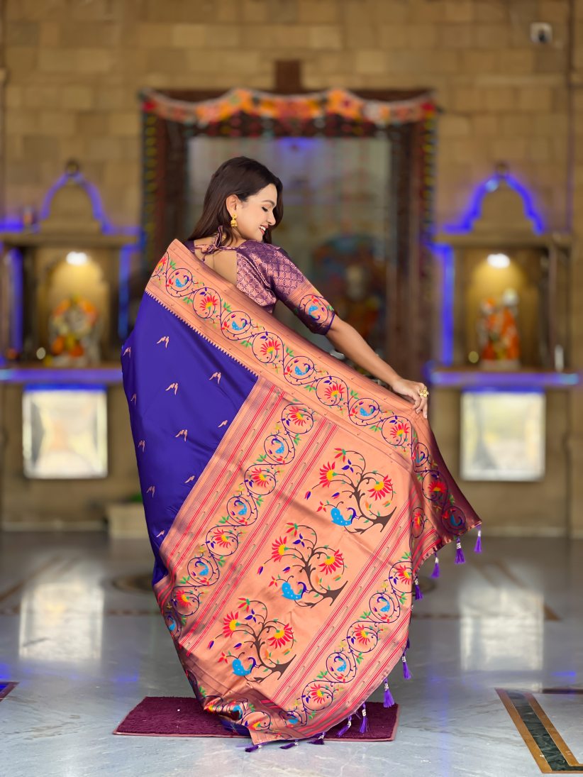 Catalog Designer Saree.