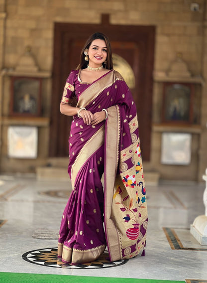 Catalog Designer Saree.