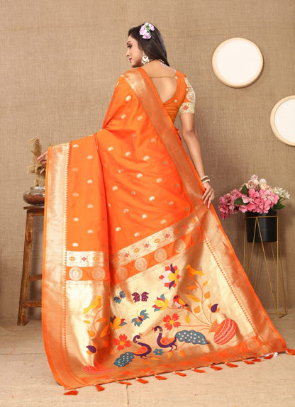 Catalog Designer Saree.