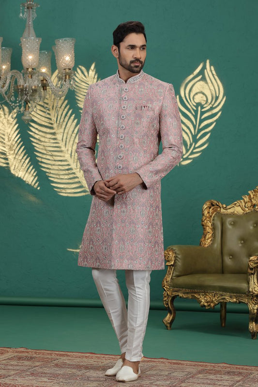 Traditional Indowestren Sherwani.