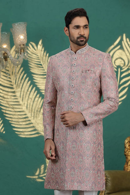 Traditional Indowestren Sherwani.