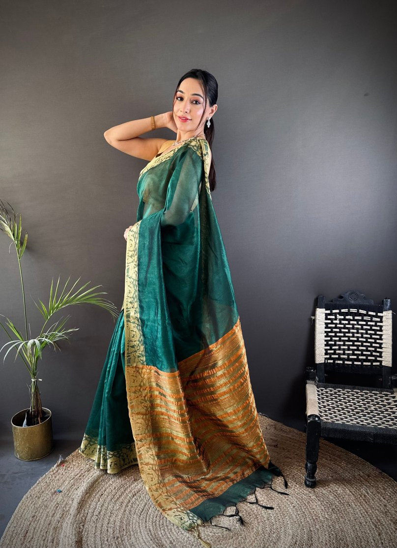 Catalog Designer Saree.