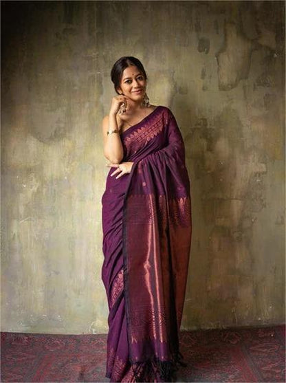 Catalog Designer Saree.