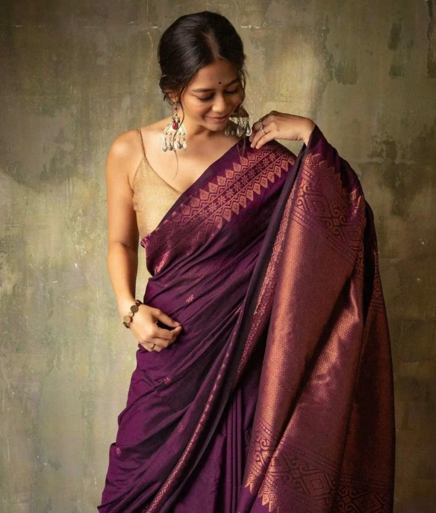 Catalog Designer Saree.