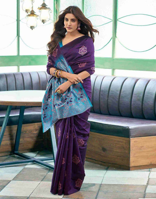 Catalog Designer Saree.