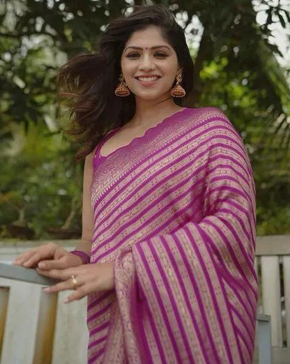 Catalog Designer Saree.