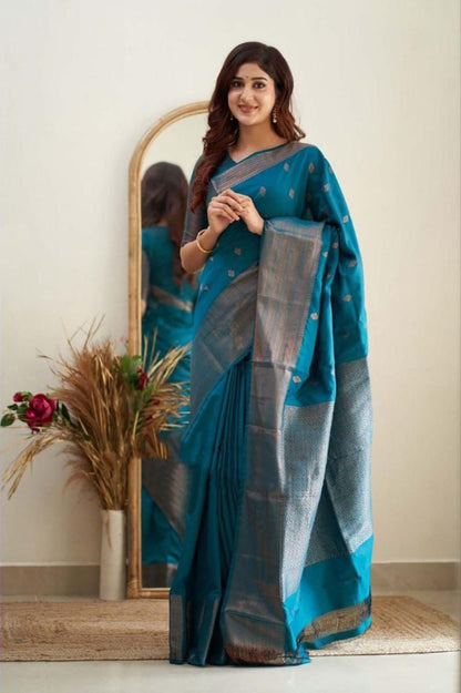 Catalog Designer Saree.