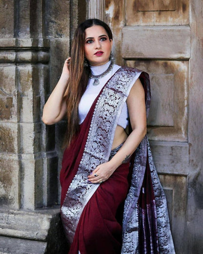Catalog Designer Saree.