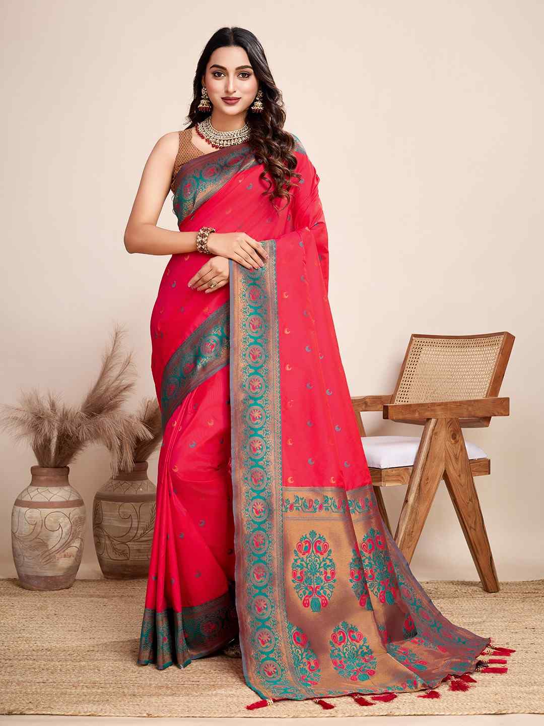 Catalog Designer Saree.