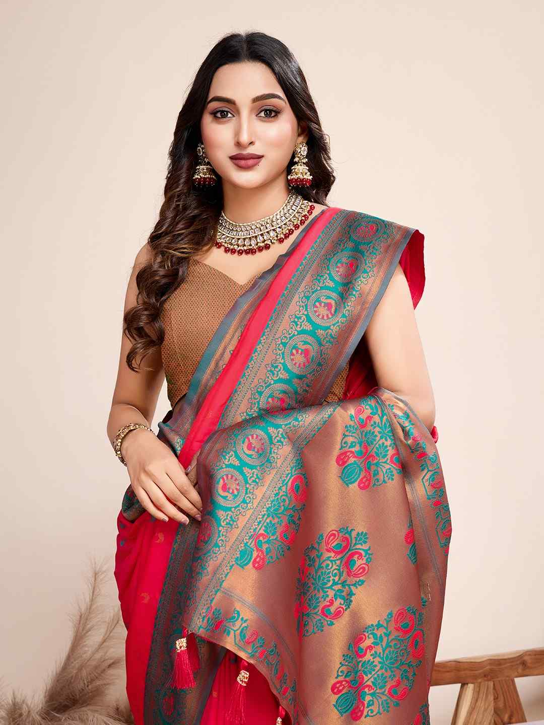 Catalog Designer Saree.