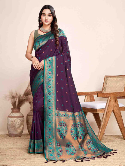 Catalog Designer Saree.