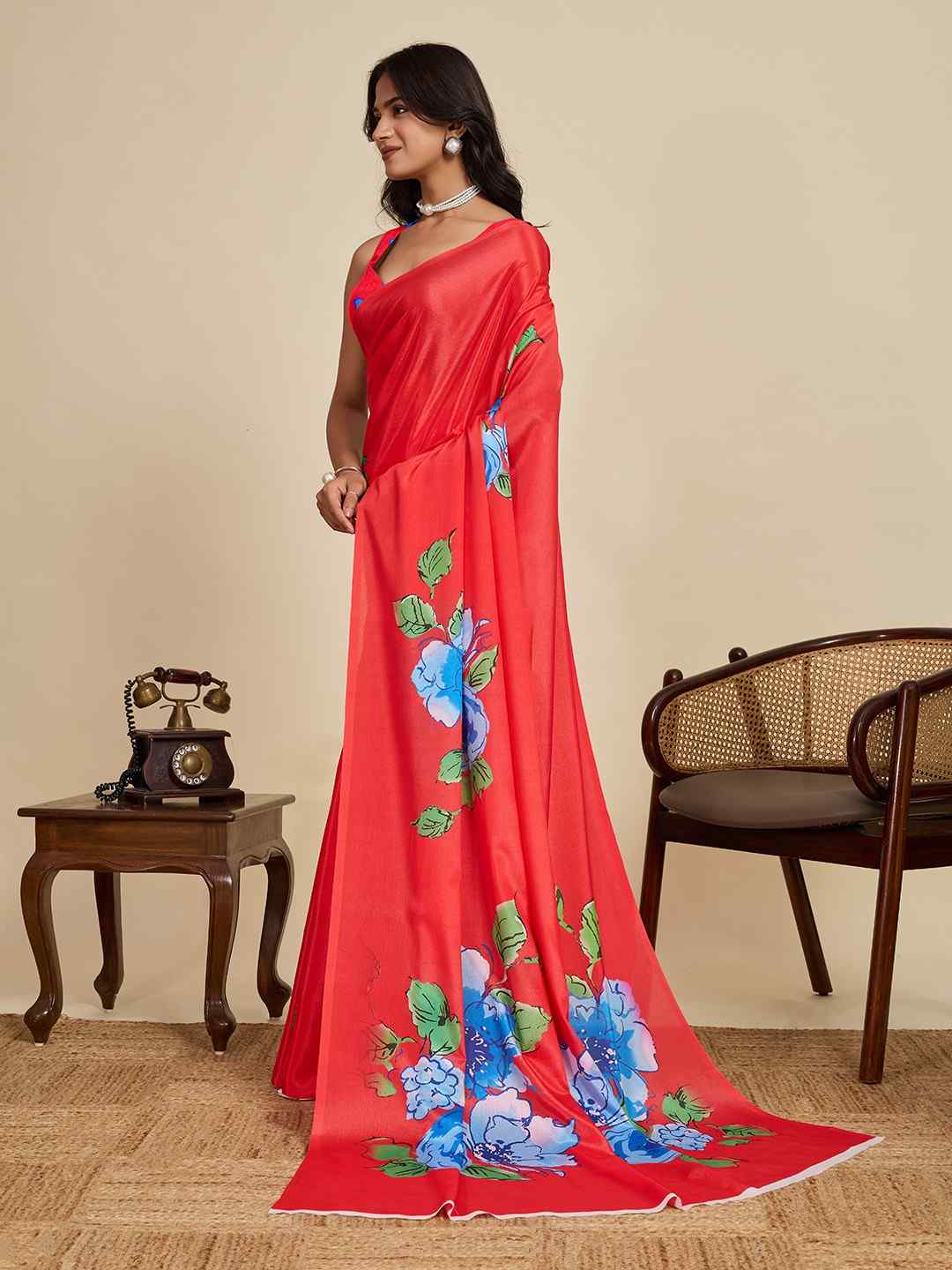 Catalog Designer Saree.