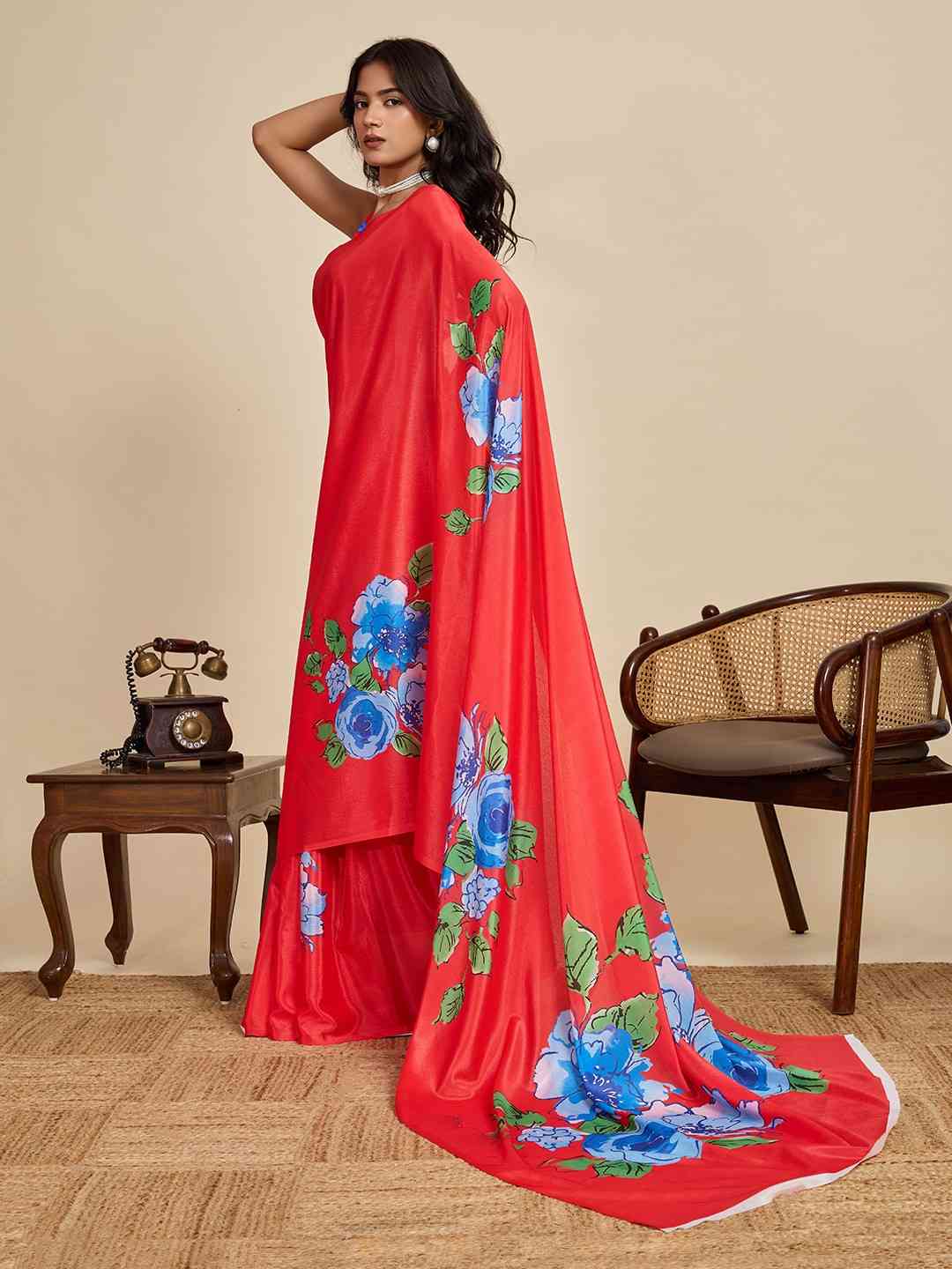 Catalog Designer Saree.