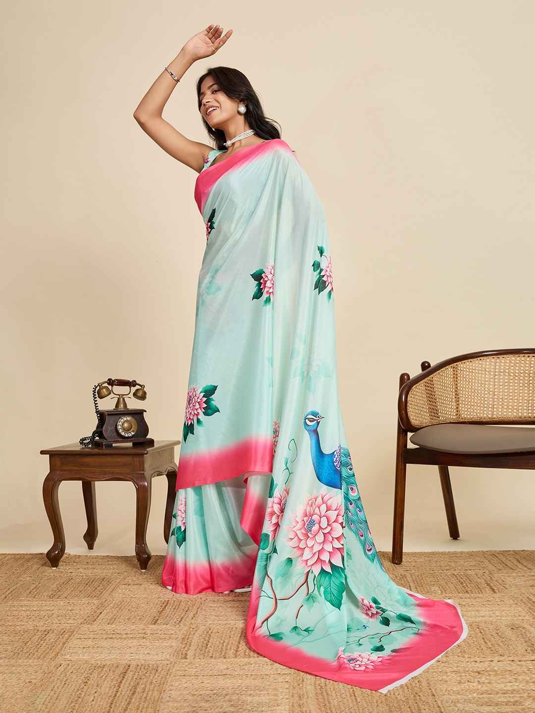 Catalog Designer Saree.