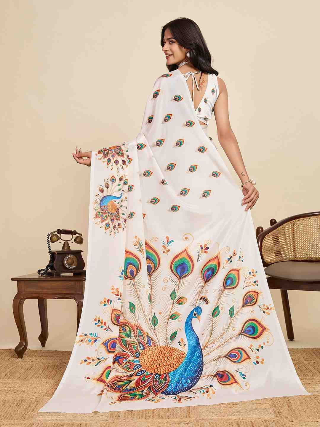 Catalog Designer Saree.