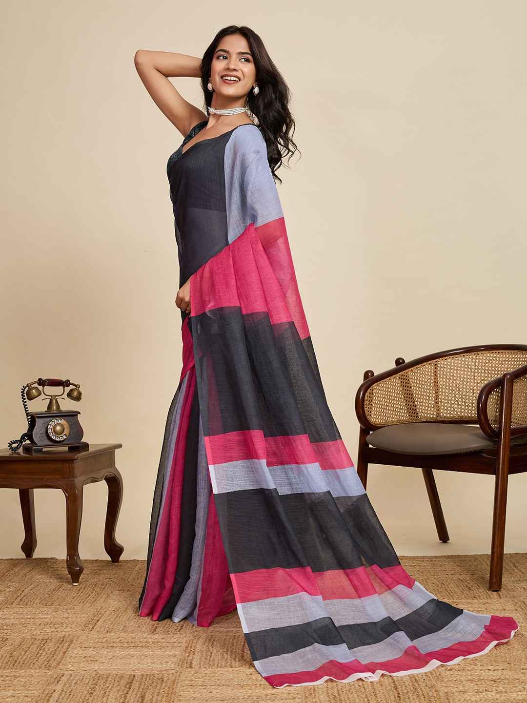 Catalog Designer Saree.