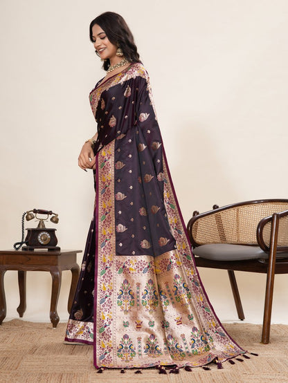 Catalog Designer Saree.