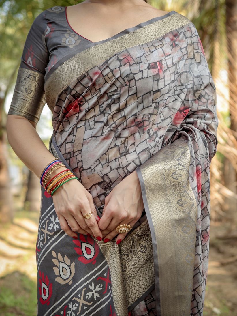Catalog Designer Saree.