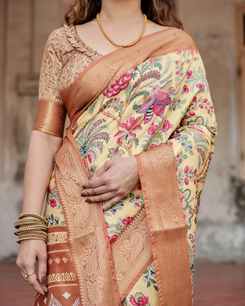 Catalog Designer Saree.