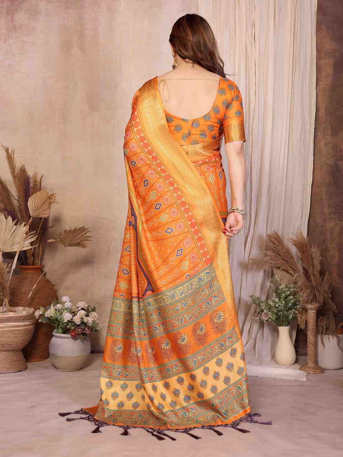 Catalog Designer Saree.