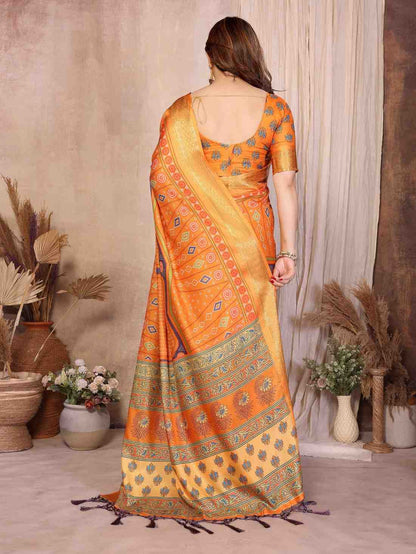 Catalog Designer Saree.