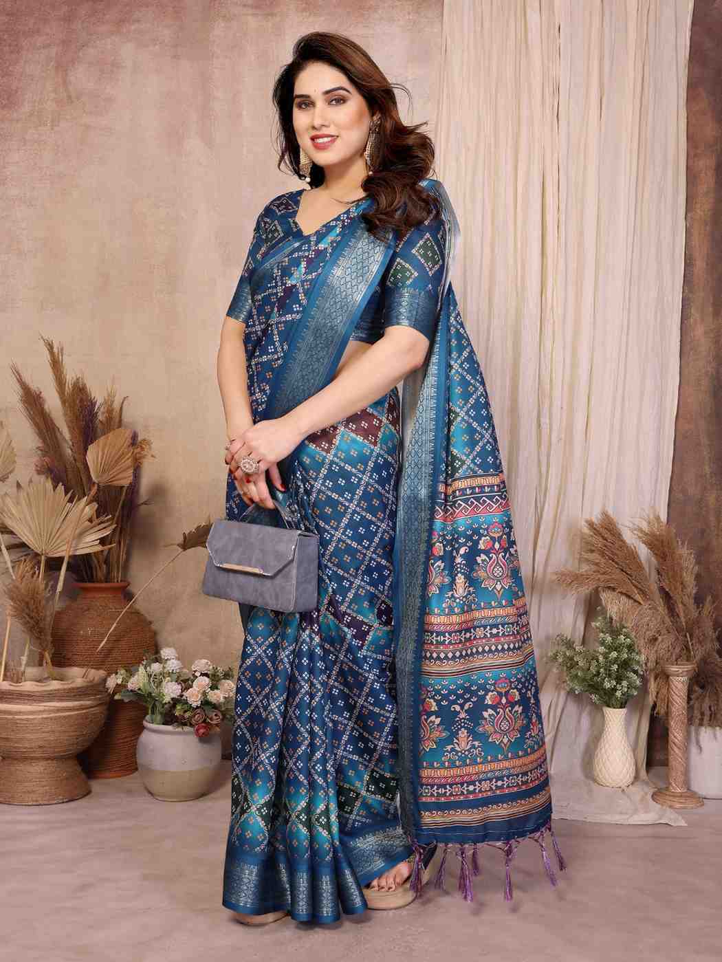 Catalog Designer Saree.