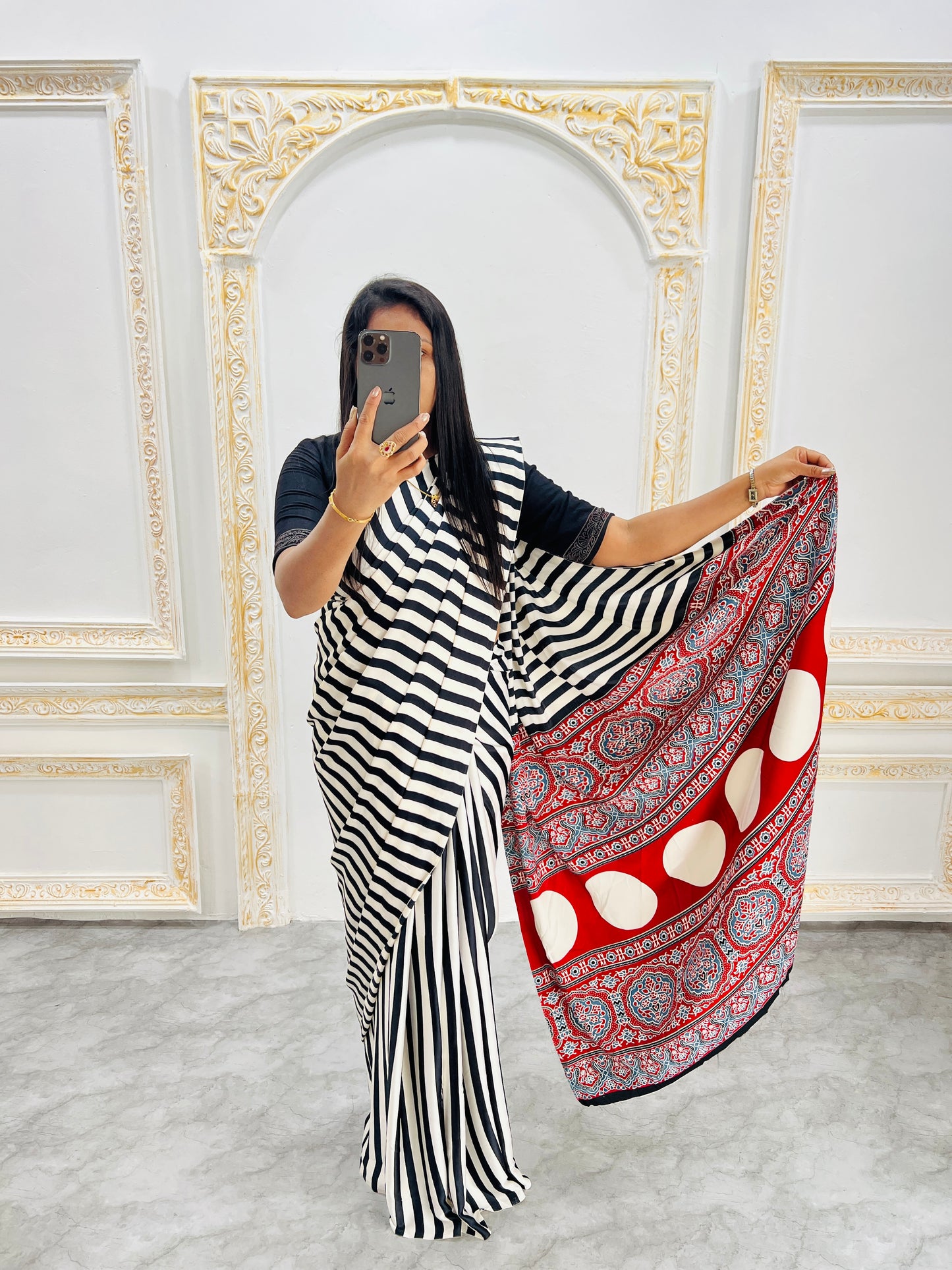 Catalog Designer Saree.