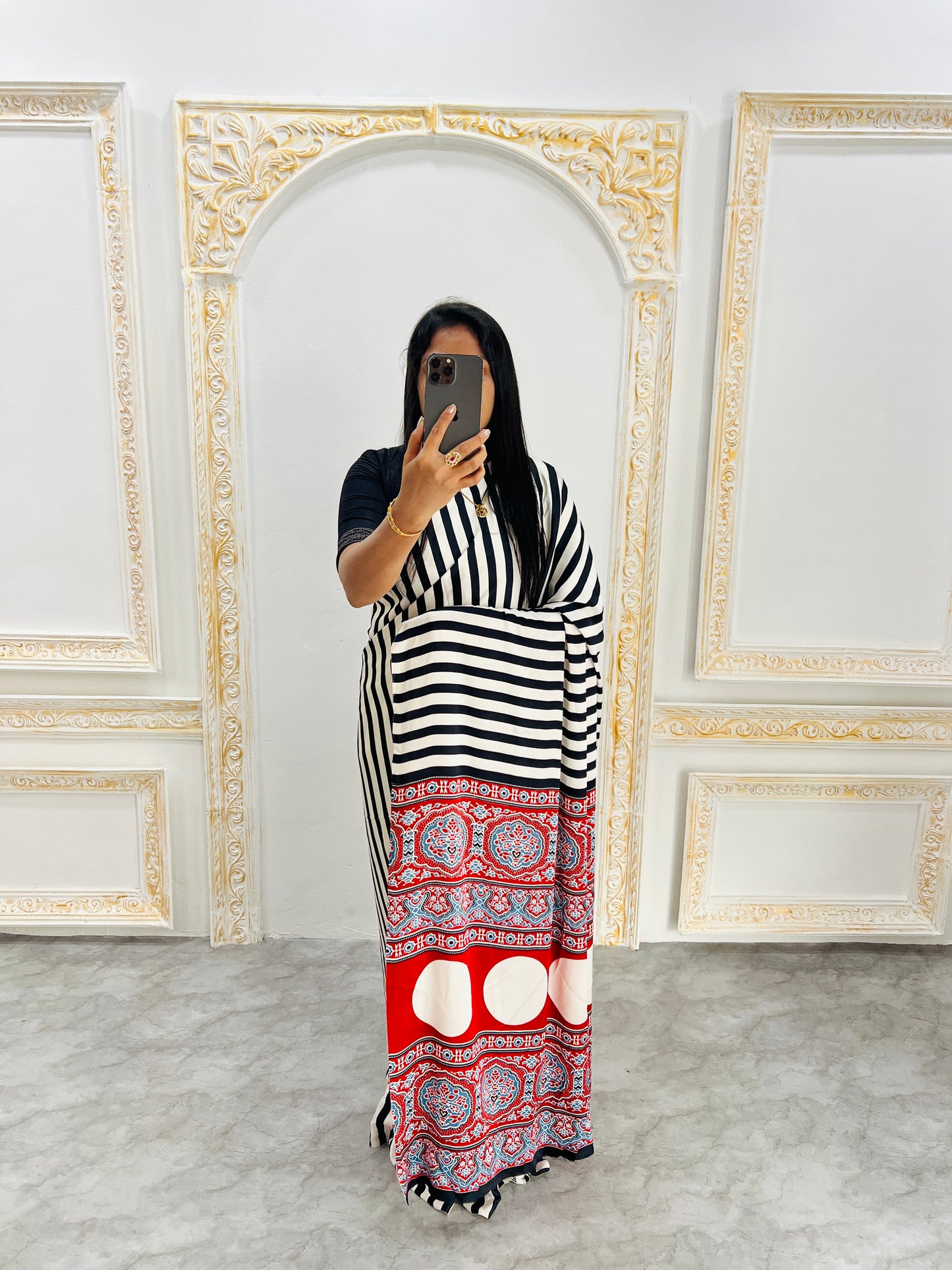 Catalog Designer Saree.