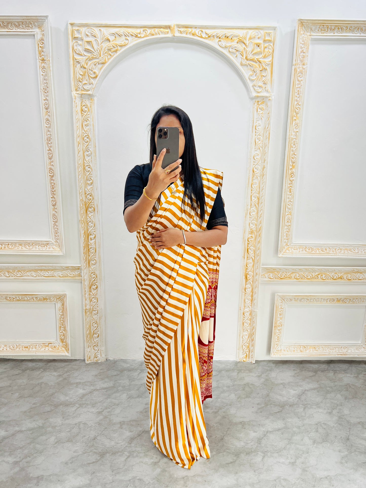 Catalog Designer Saree.