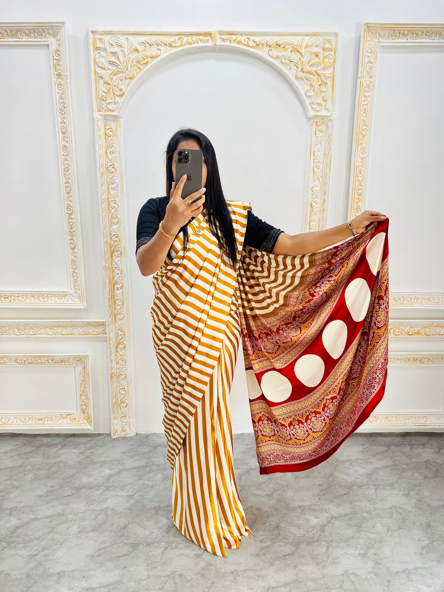 Catalog Designer Saree.
