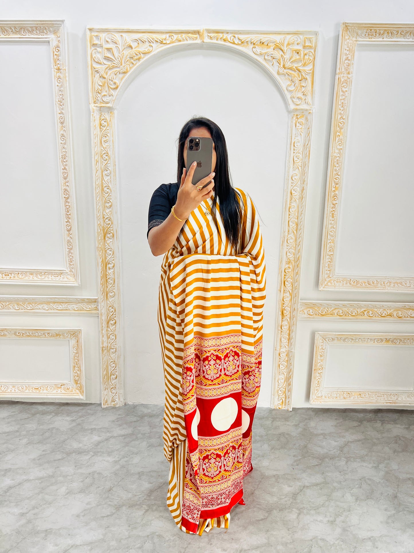 Catalog Designer Saree.