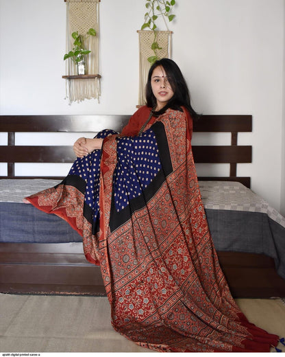Catalog Designer Saree.