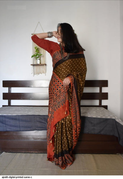 Catalog Designer Saree.