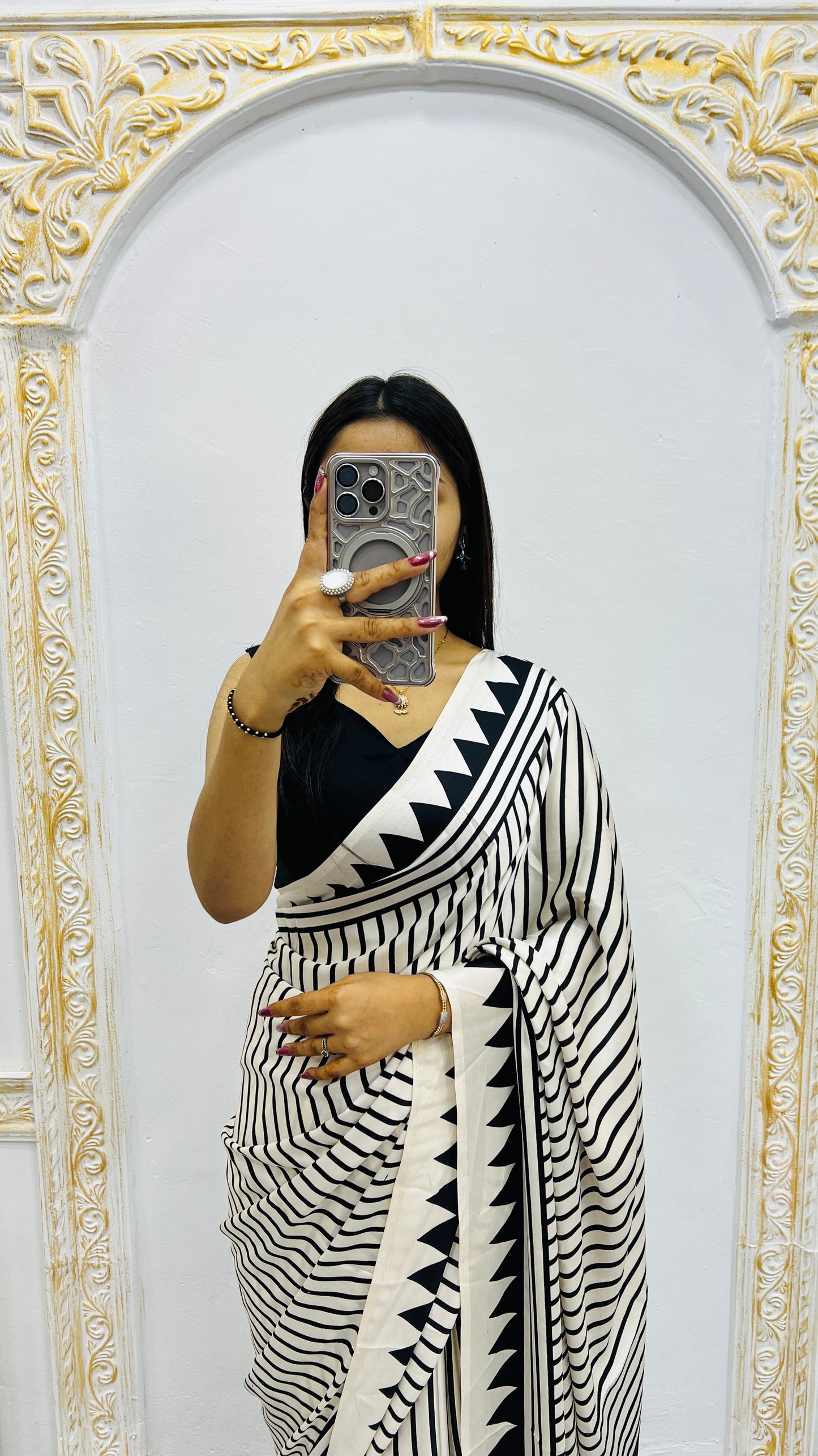 Catalog Designer Saree.