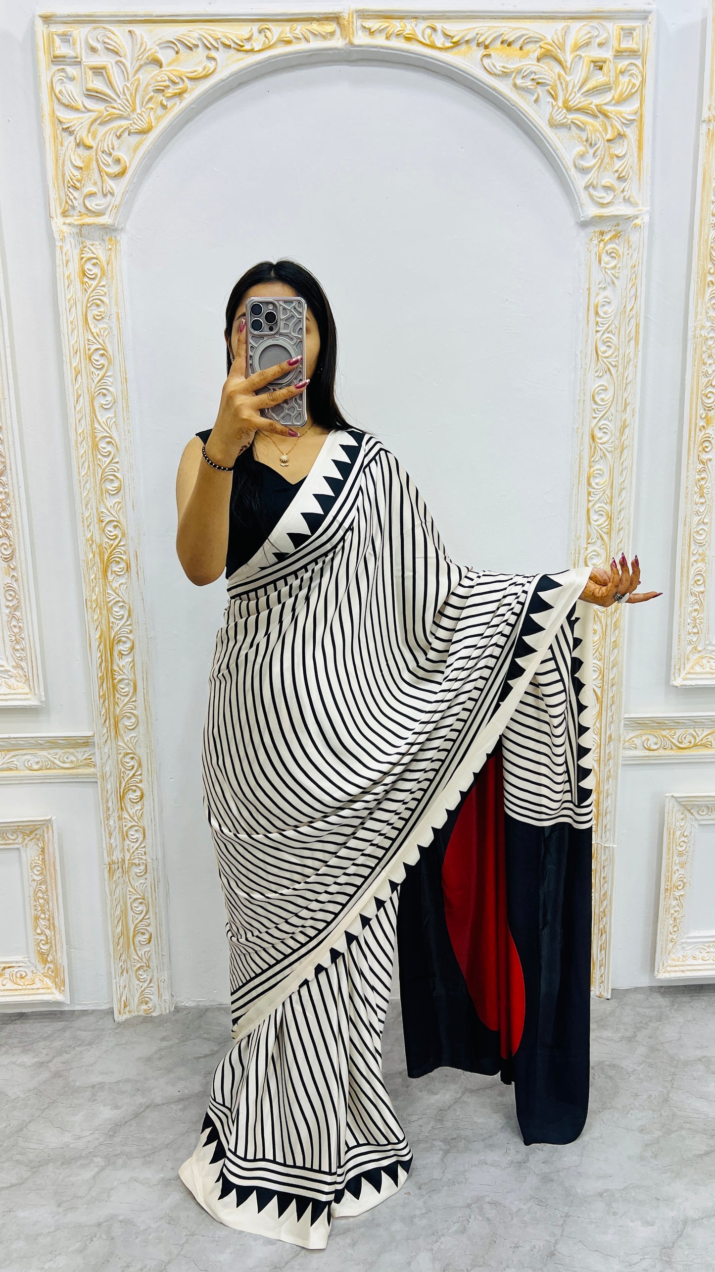 Catalog Designer Saree.