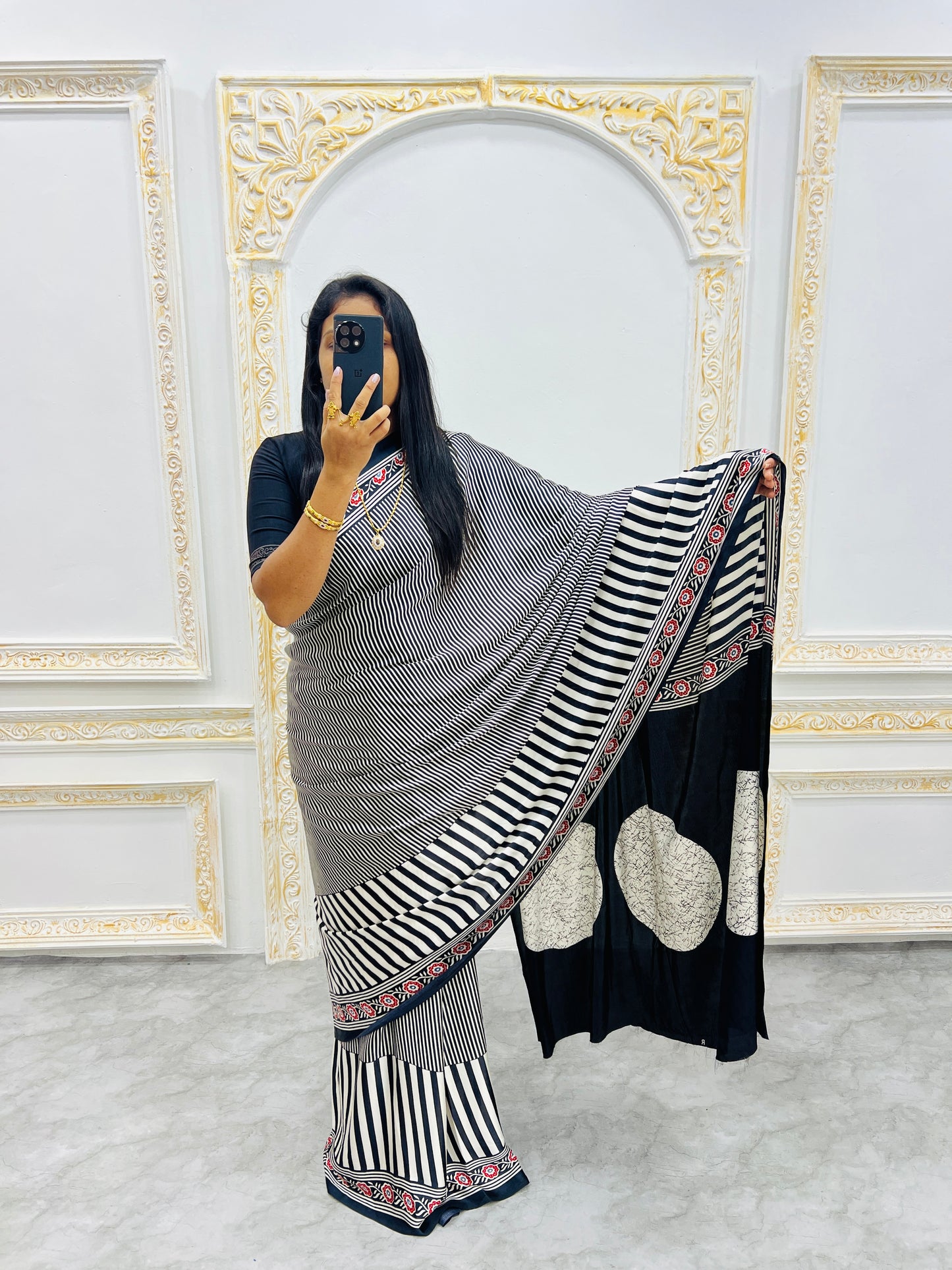 Catalog Designer Saree.