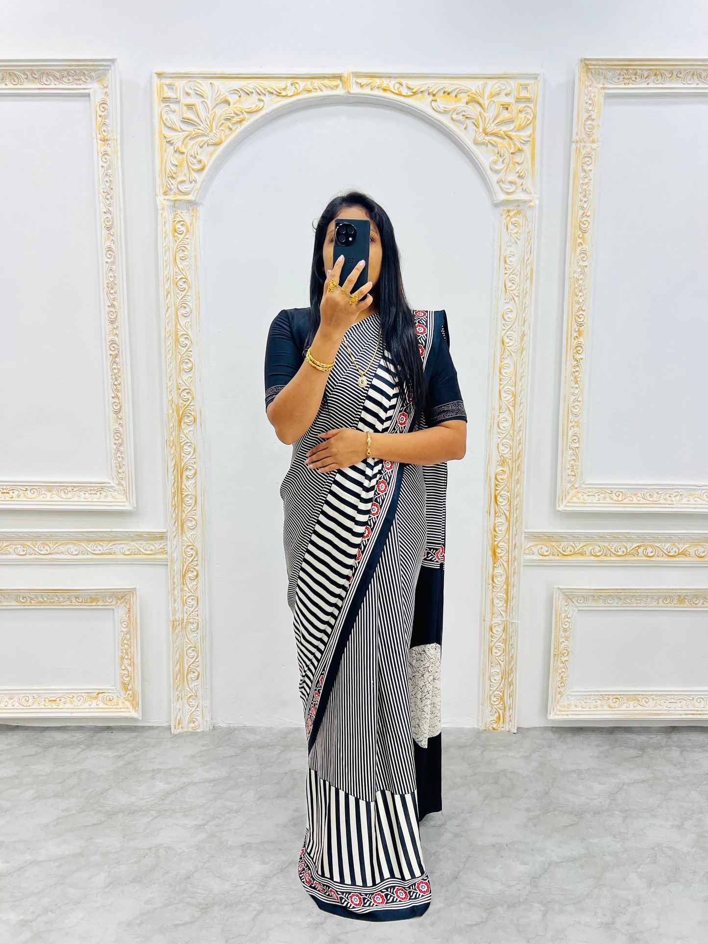 Catalog Designer Saree.