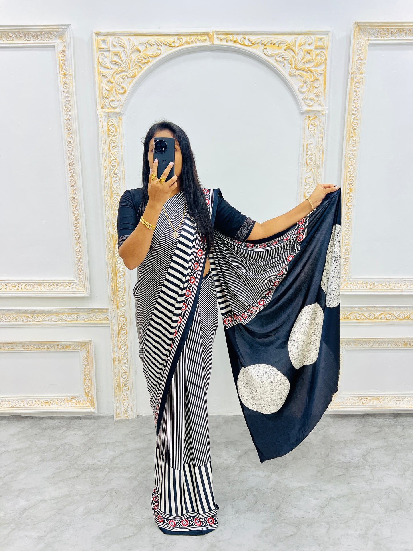 Catalog Designer Saree.